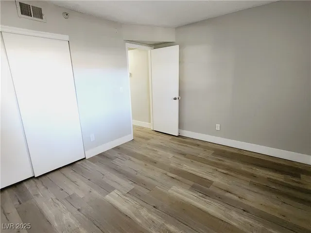 $1,299 | 2750 South Durango Drive, Unit 1049, Las Vegas, NV 89117