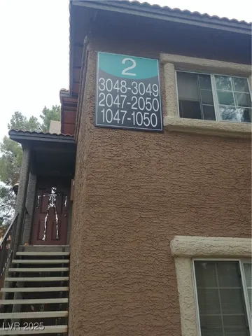 $1,299 | 2750 South Durango Drive, Unit 1049, Las Vegas, NV 89117