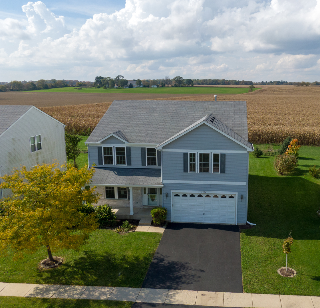2224 Ridge Drive Hebron, IL 60034 - Photo 2 of 29 an aerial view of a house