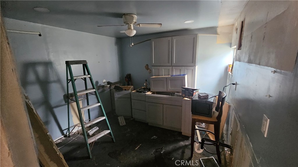 340 South Sunset Avenue Azusa, CA 91702 - Photo 12 of 15