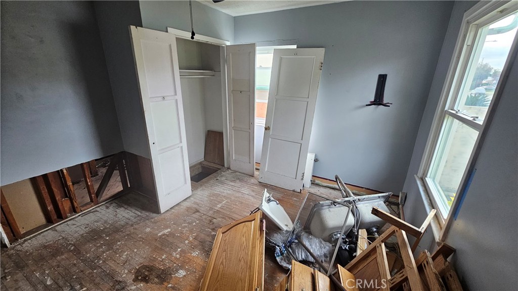 340 South Sunset Avenue Azusa, CA 91702 - Photo 5 of 15