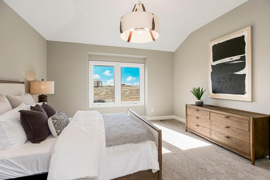 15841 Alhambra Street Overland Park, KS 66224 - Photo 14 of 53