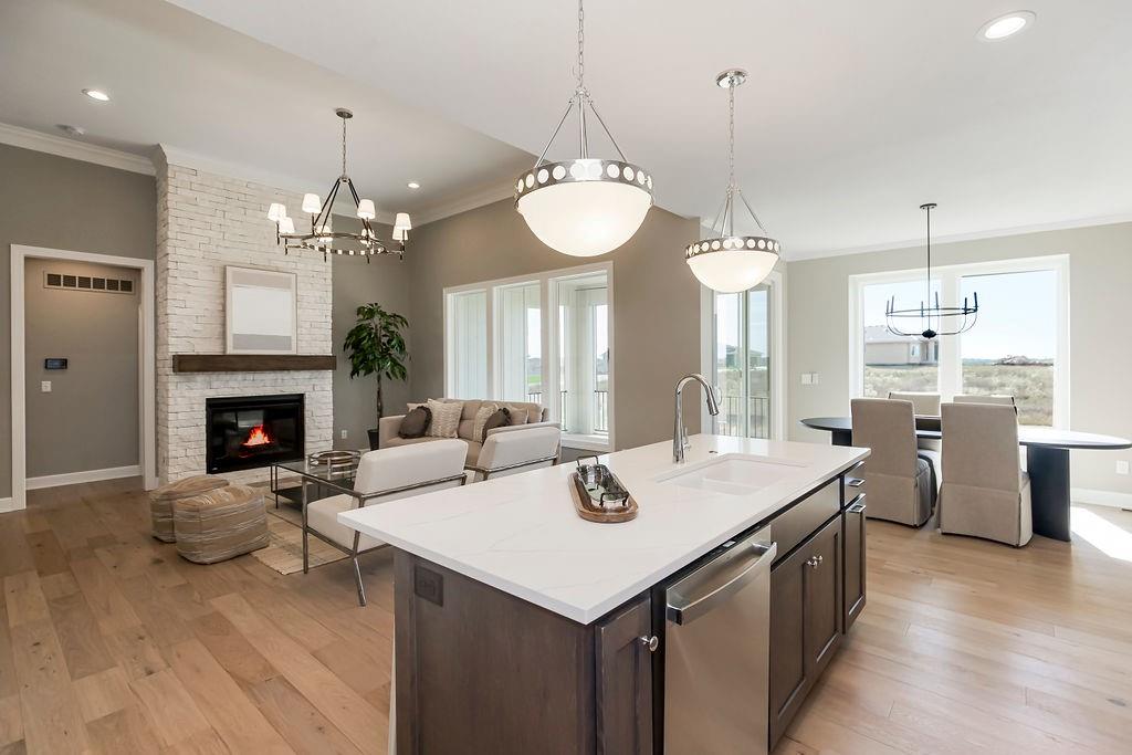 15841 Alhambra Street Overland Park, KS 66224 - Photo 24 of 53