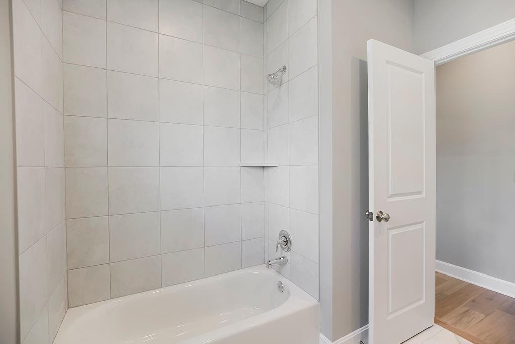 15841 Alhambra Street Overland Park, KS 66224 - Photo 9 of 53