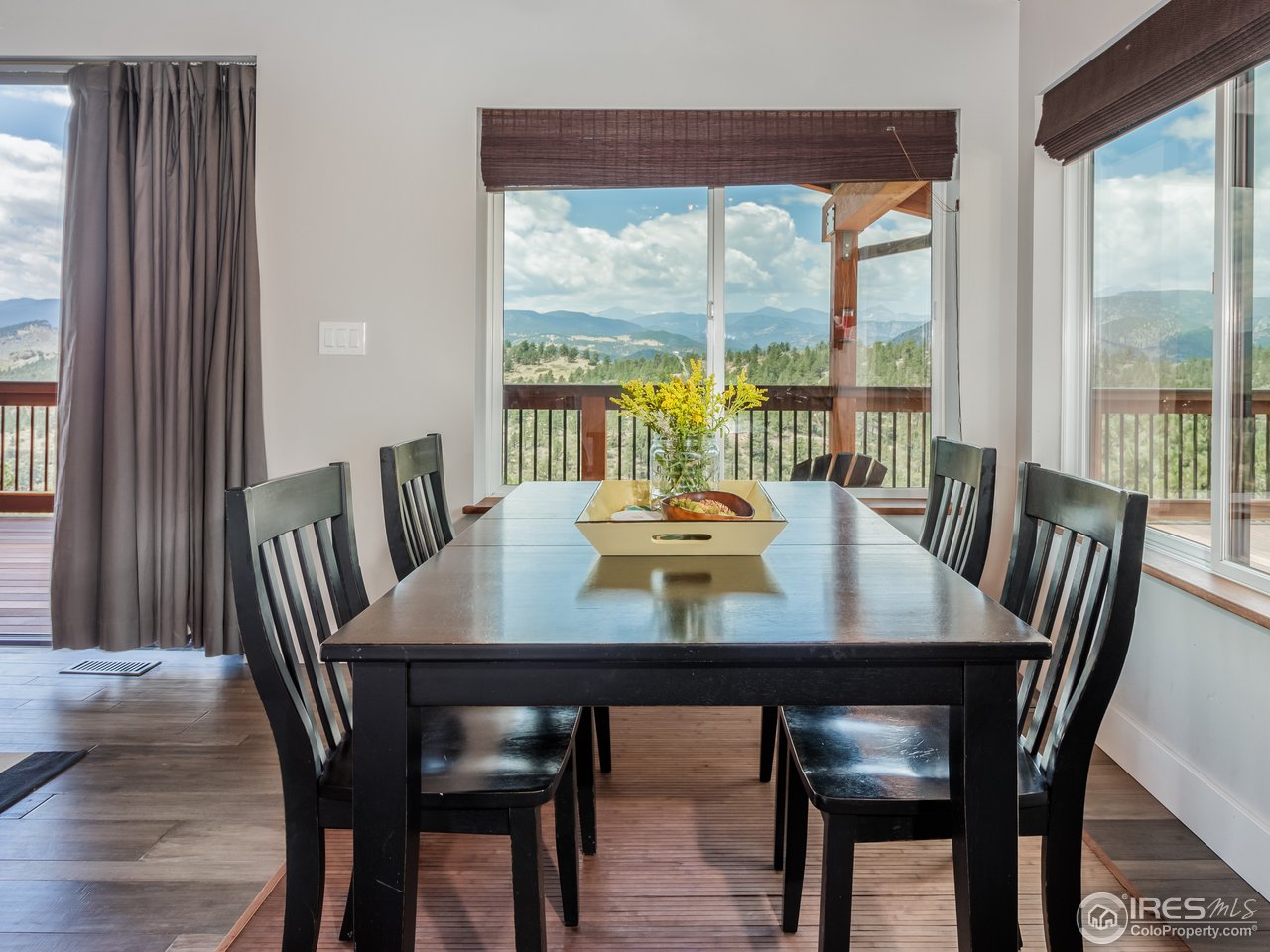 1136 Steamboat Valley Road Lyons, CO 80540 - Photo 11 of 40 Dining Area