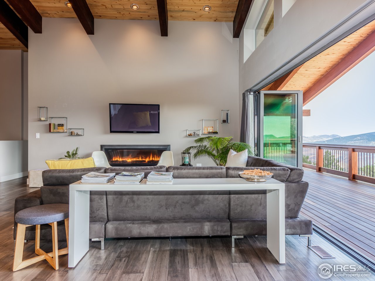 1136 Steamboat Valley Road Lyons, CO 80540 - Photo 12 of 40 Living Room