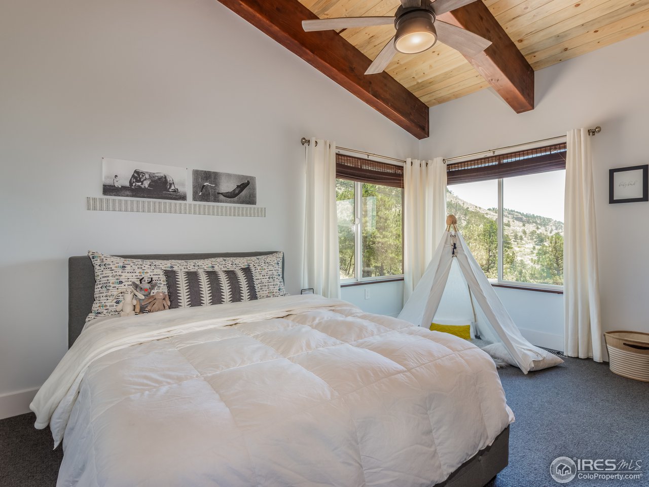 1136 Steamboat Valley Road Lyons, CO 80540 - Photo 18 of 40 Main Level Bedroom