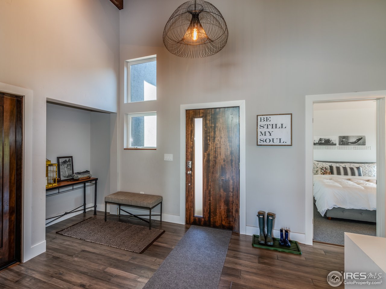 1136 Steamboat Valley Road Lyons, CO 80540 - Photo 5 of 40 Foyer