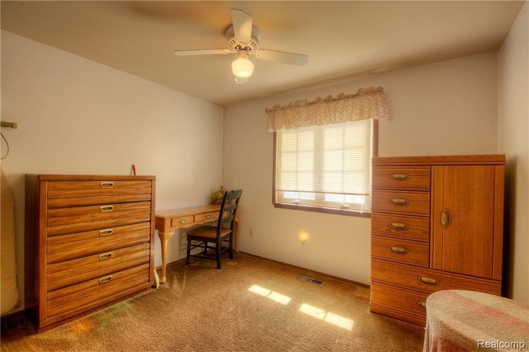 44101 Warren Road Canton, MI 48187 - Photo 27 of 34 30 BR 4.jpg
