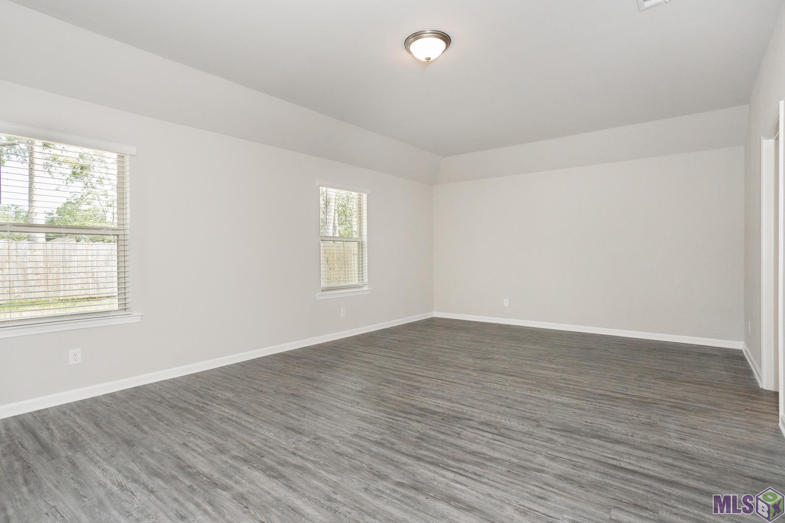 44129 Covington Ridge Drive Hammond, LA 70403 - Photo 8 of 25 Gallery Image 8