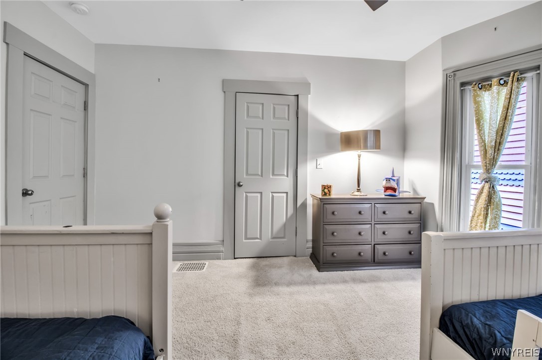 40 St Johns Place Buffalo, NY 14201 - Photo 26 of 36