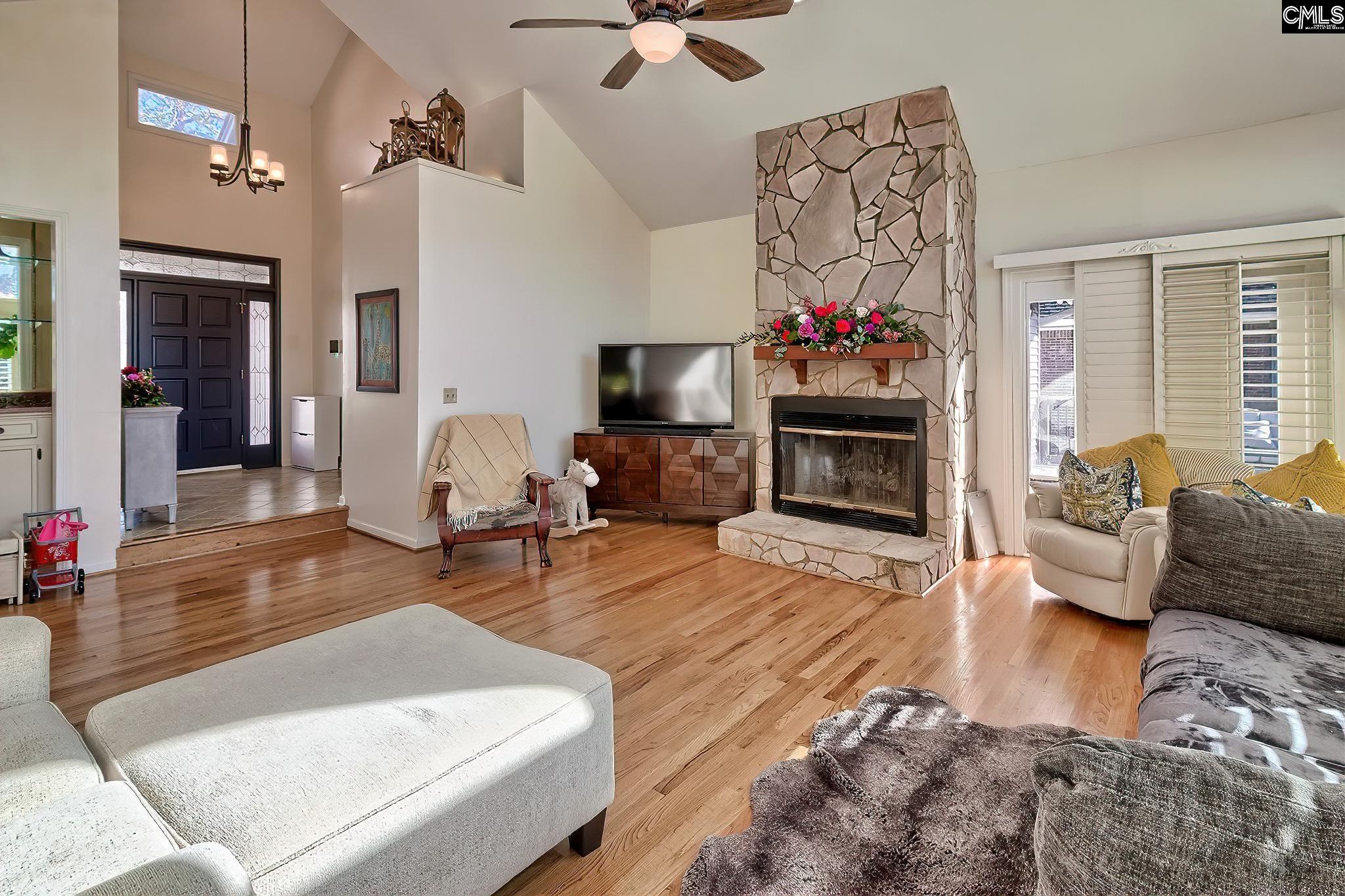 124 Cove Court Irmo, SC 29063 - Photo 14 of 56
