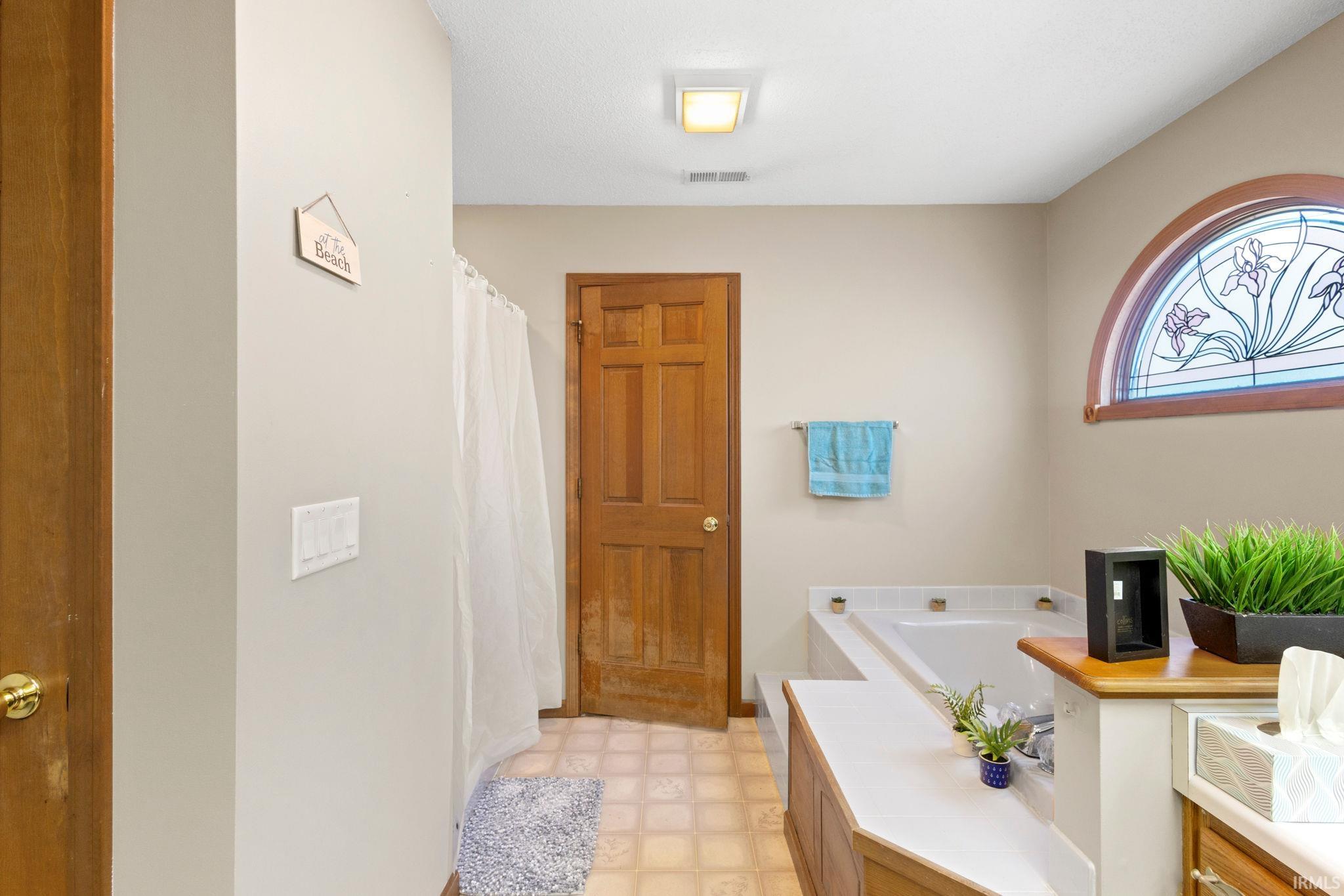 10617 Springtide Way Fort Wayne, IN 46845 - Photo 23 of 36 Gallery Image 23