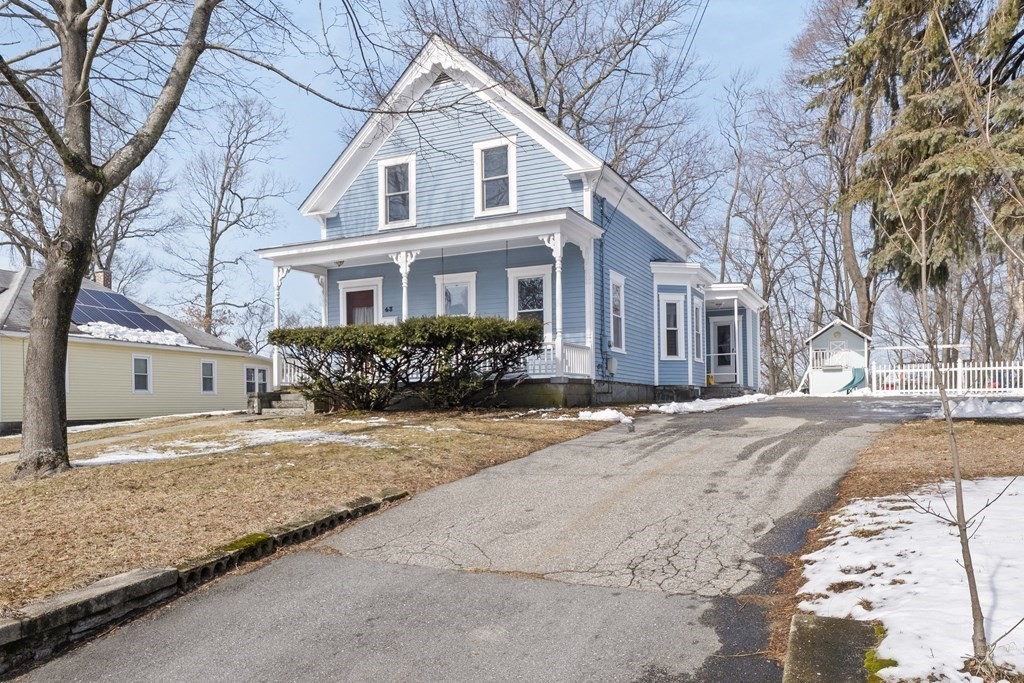 43 Groton Road Chelmsford, MA 01863 - Photo 3 of 42 Gallery Image 3