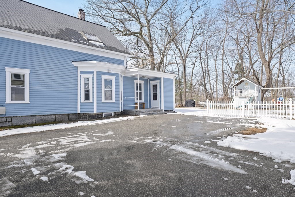 43 Groton Road Chelmsford, MA 01863 - Photo 38 of 42 Gallery Image 38