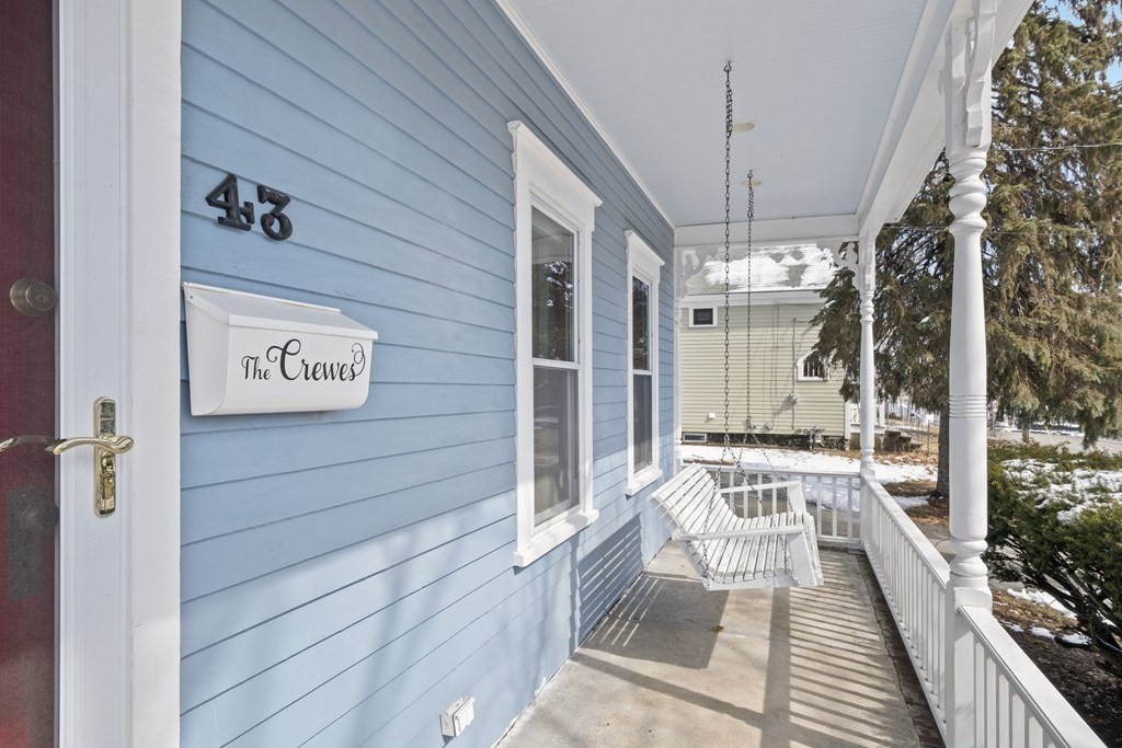 43 Groton Road Chelmsford, MA 01863 - Photo 5 of 42 Gallery Image 5
