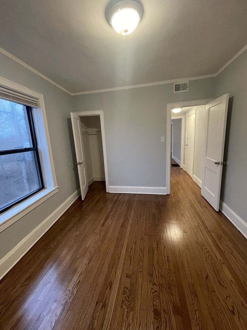 7329 North Honore Street, Unit 3B Chicago, IL 60626 - Photo 7 of 8