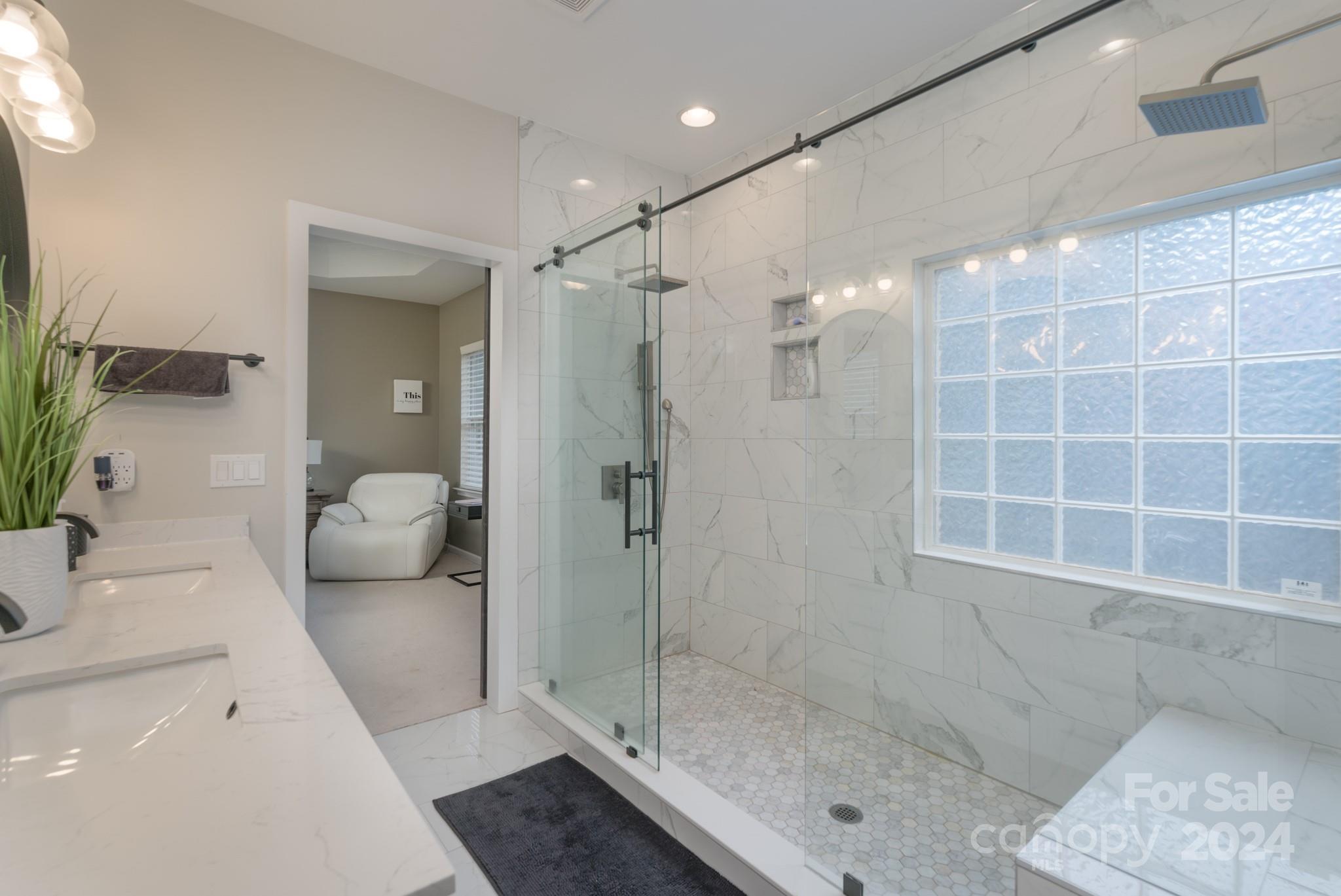 925 Treasure Court Fort Mill, SC 29708 - Photo 3 of 45 a bathroom with a shower