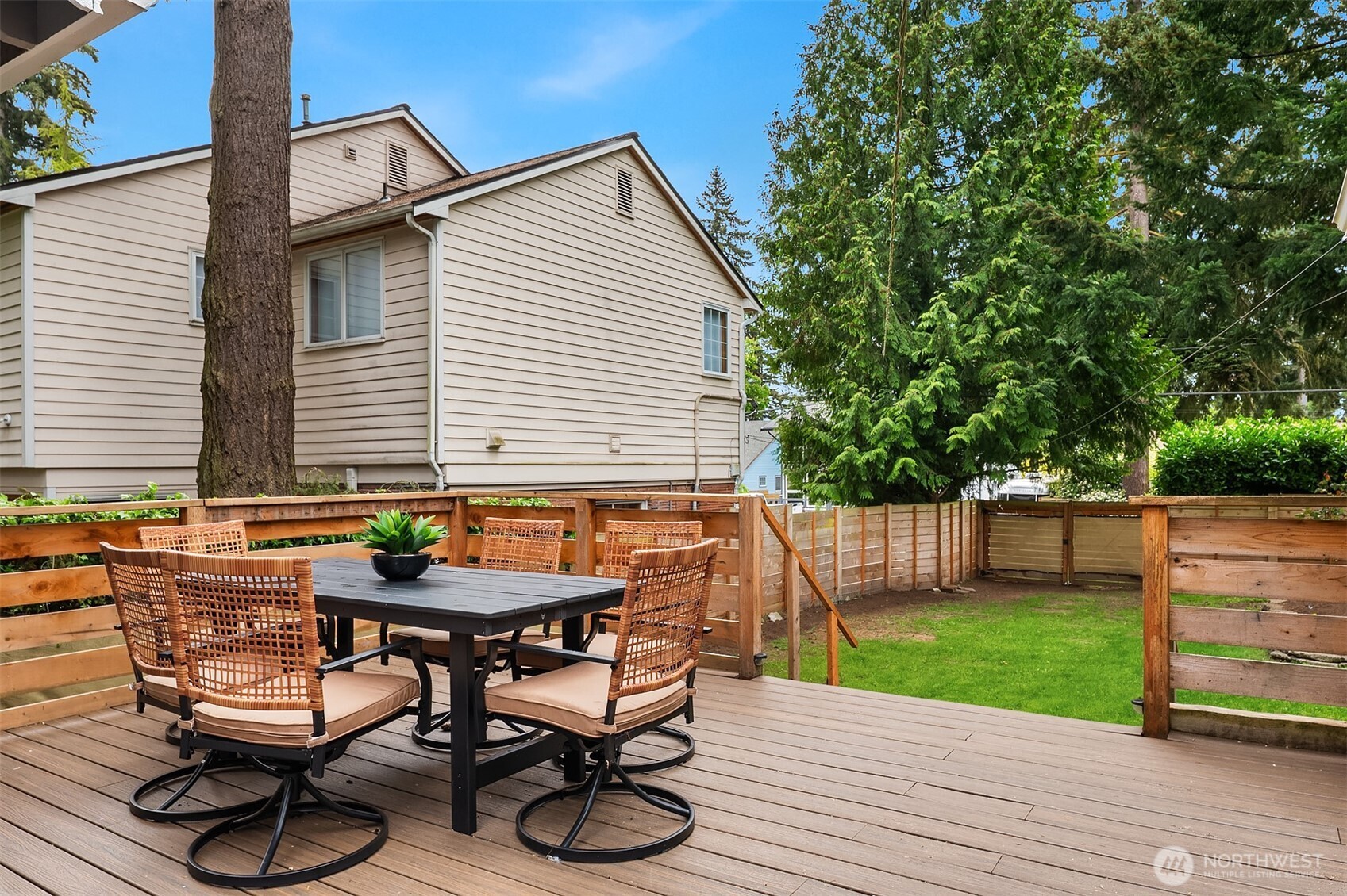 215 Northwest 130th Street Seattle, WA 98177 - Photo 21 of 28