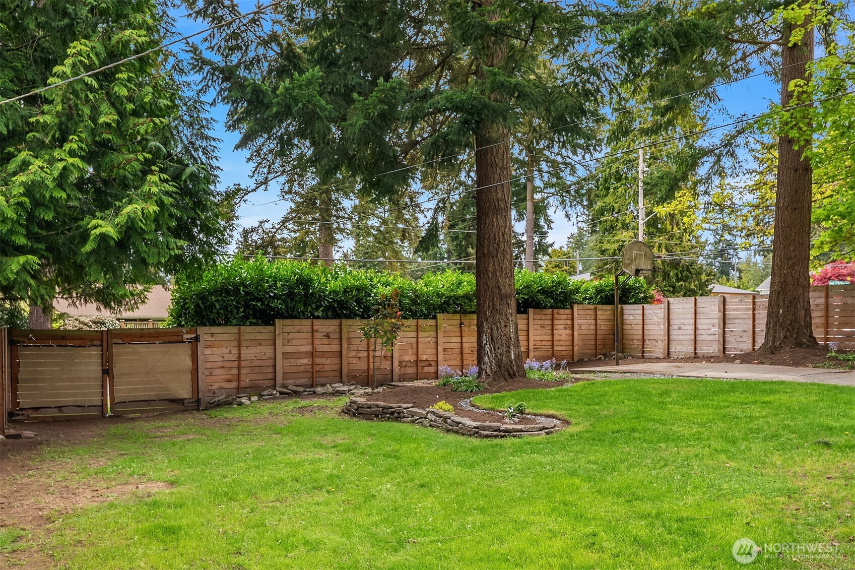 215 Northwest 130th Street Seattle, WA 98177 - Photo 24 of 28