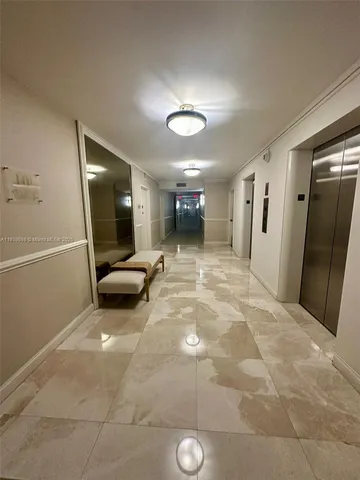 $3,900 | 5750 Collins Avenue, Unit 10F, Miami Beach, FL 33140