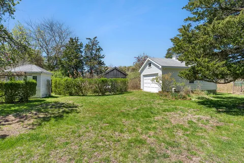 $2,750,000 | 133 Glover Street, Sag Harbor, NY 11963