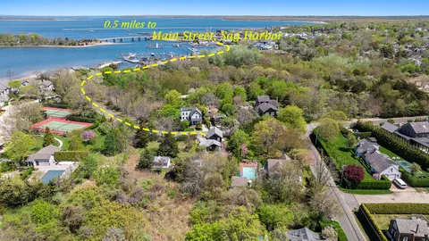 $2,750,000 | 133 Glover Street, Sag Harbor, NY 11963