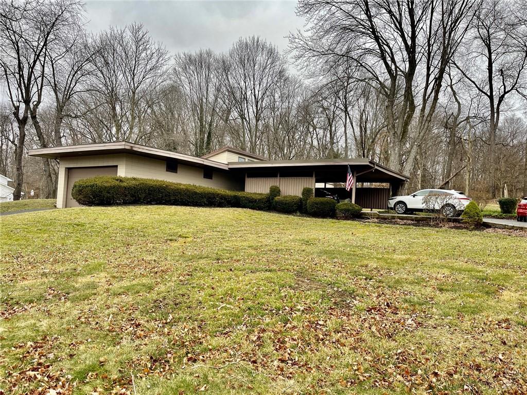 372 Randall Drive, New Castle, PA 16105 Compass