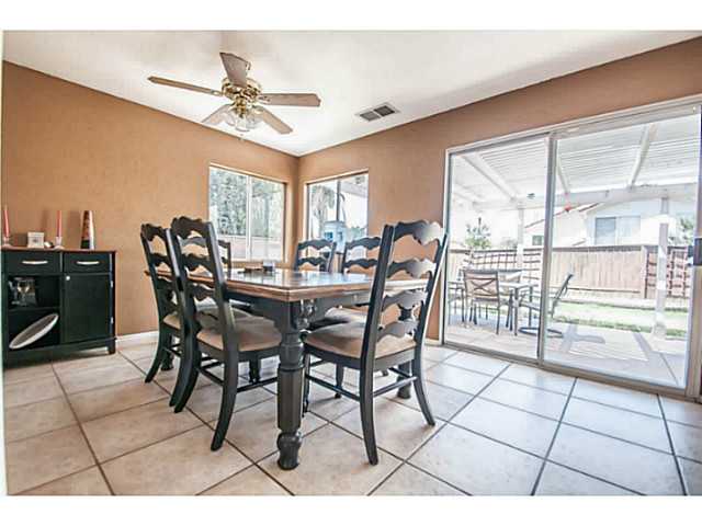 312 Brookstone Place Santee, CA 92071 - Photo 5 of 24 Gallery Image 5
