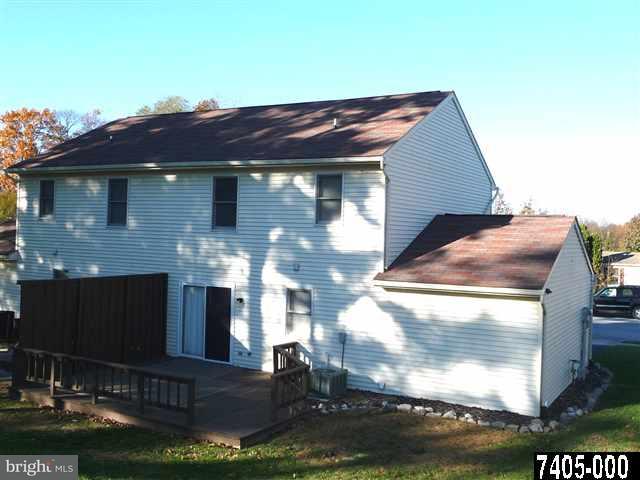 200 Boxwood Road Manchester, PA 17345 - Photo 3 of 23 Gallery Image 3
