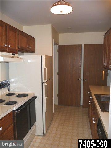 200 Boxwood Road Manchester, PA 17345 - Photo 6 of 23 Gallery Image 6