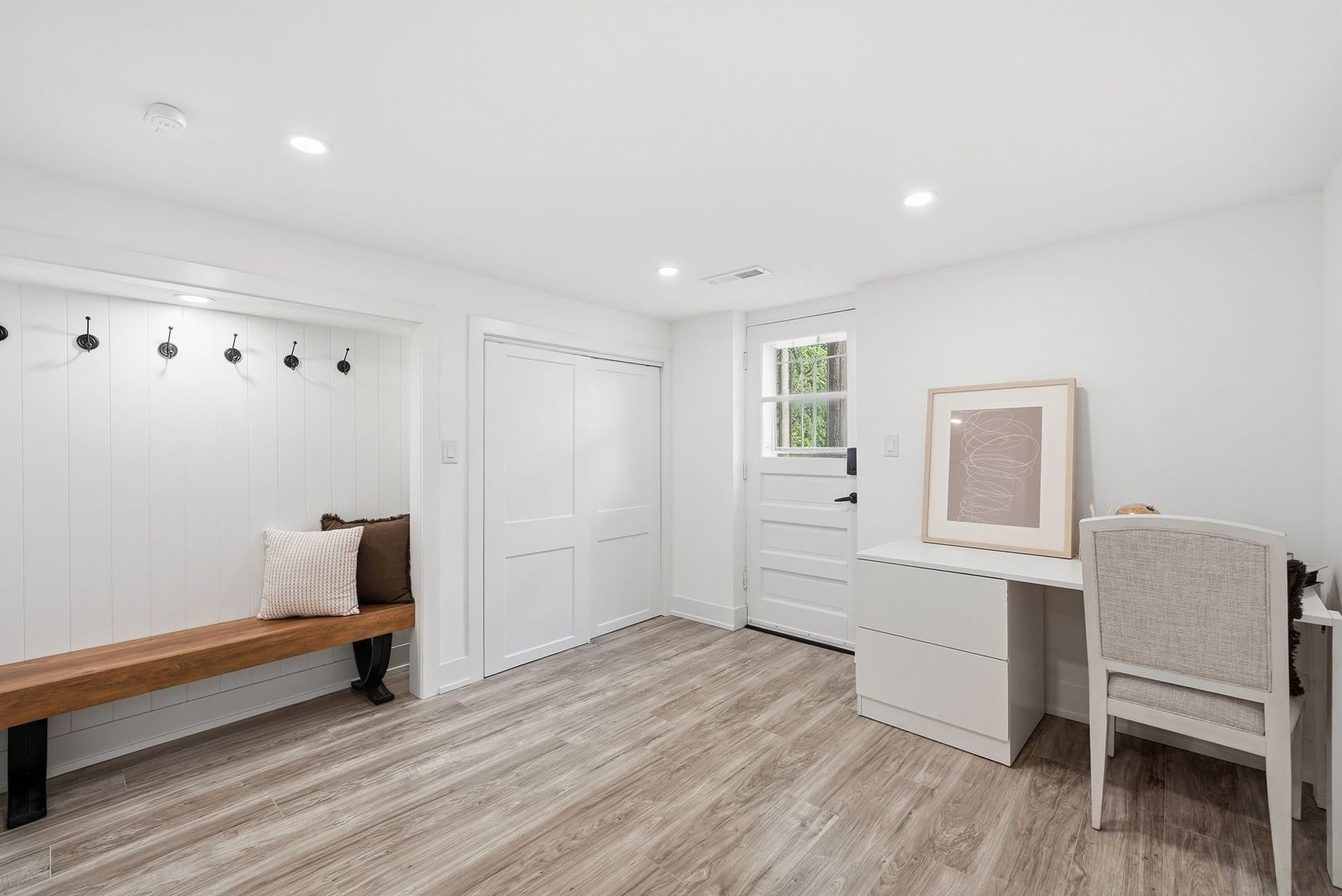 849 Red Oak Street Addison, IL 60101 - Photo 9 of 15