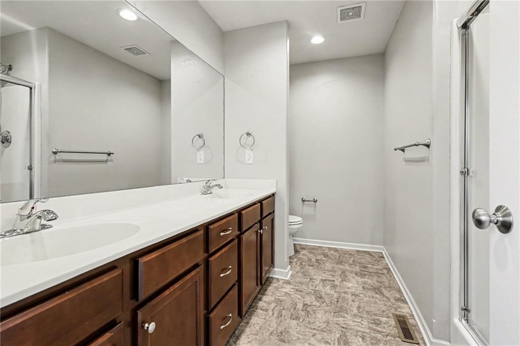 21710 North Ridge Peculiar, MO 64078 - Photo 13 of 18