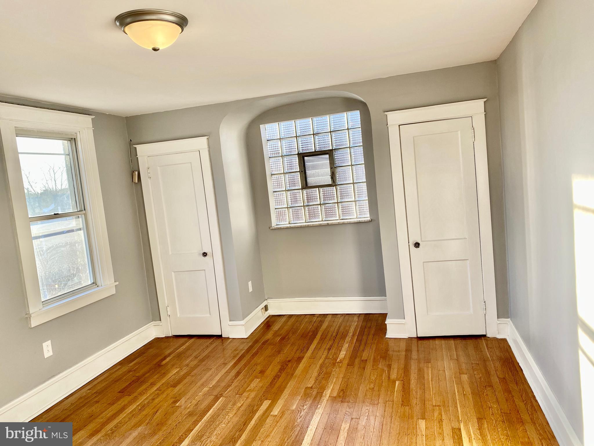 528 Rhawn Street Philadelphia, PA 19111 - Photo 15 of 26 Second bedroom