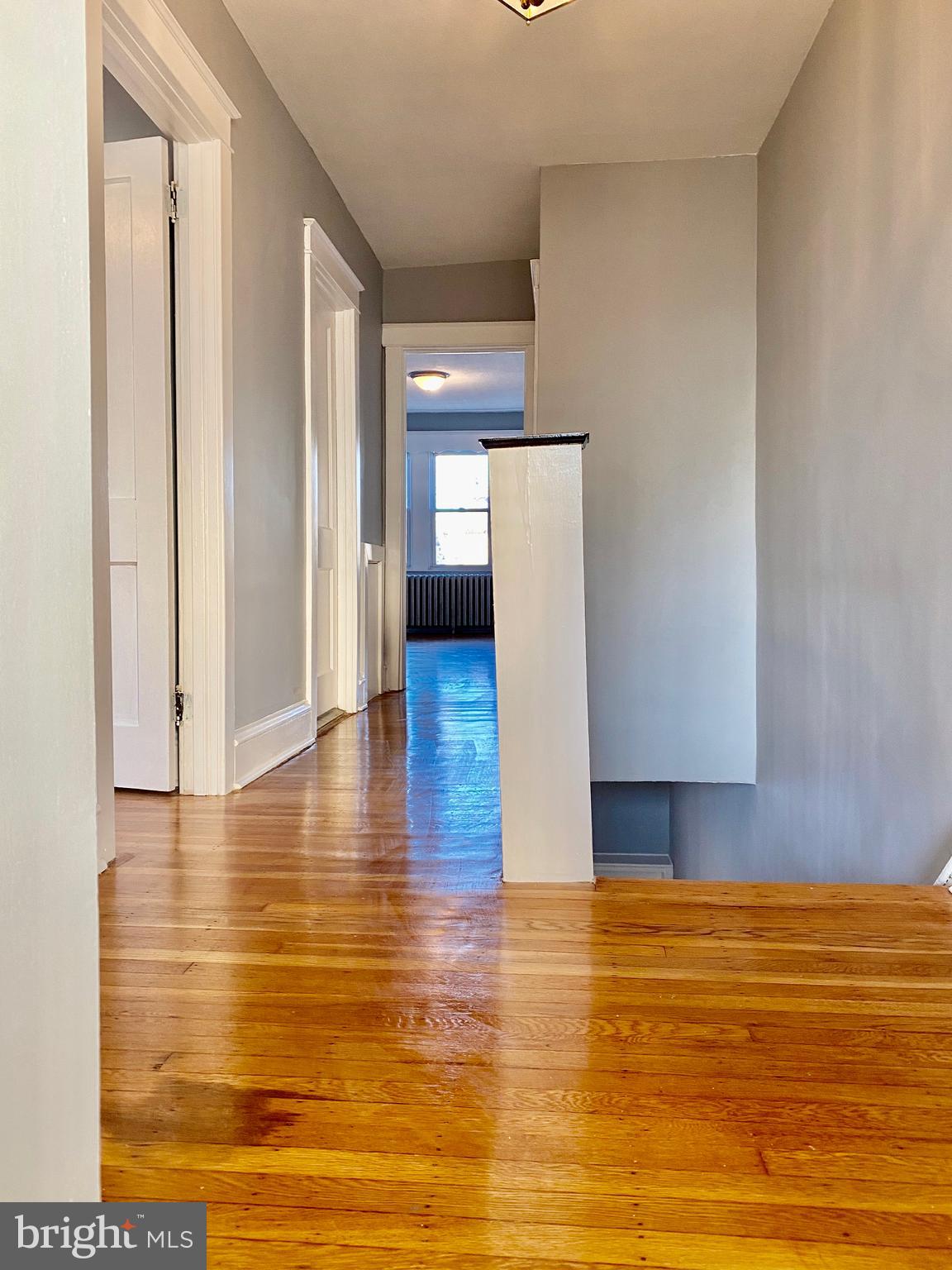 528 Rhawn Street Philadelphia, PA 19111 - Photo 18 of 26 Hallway view