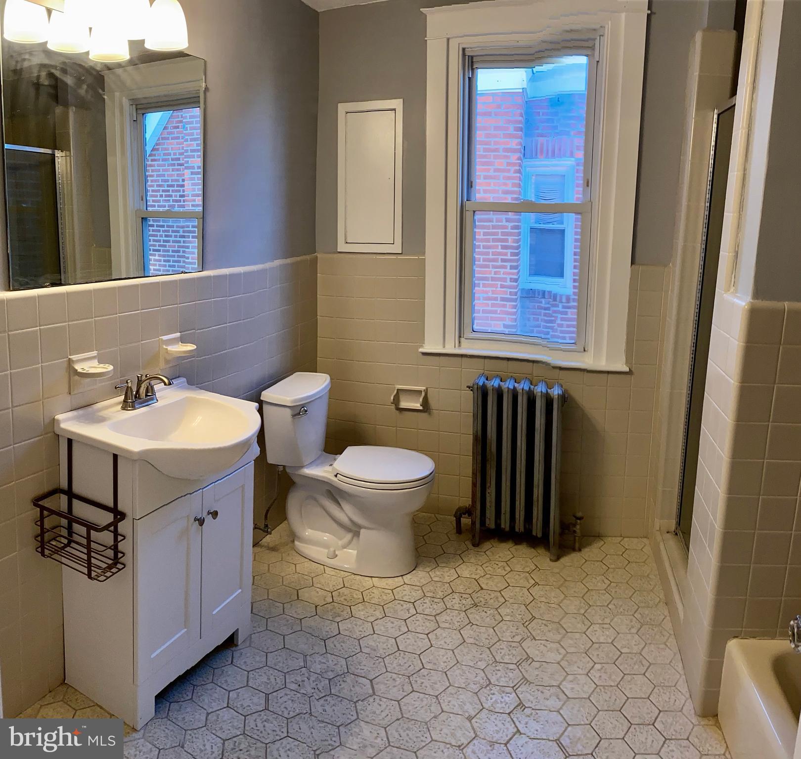 528 Rhawn Street Philadelphia, PA 19111 - Photo 19 of 26 Bathroom