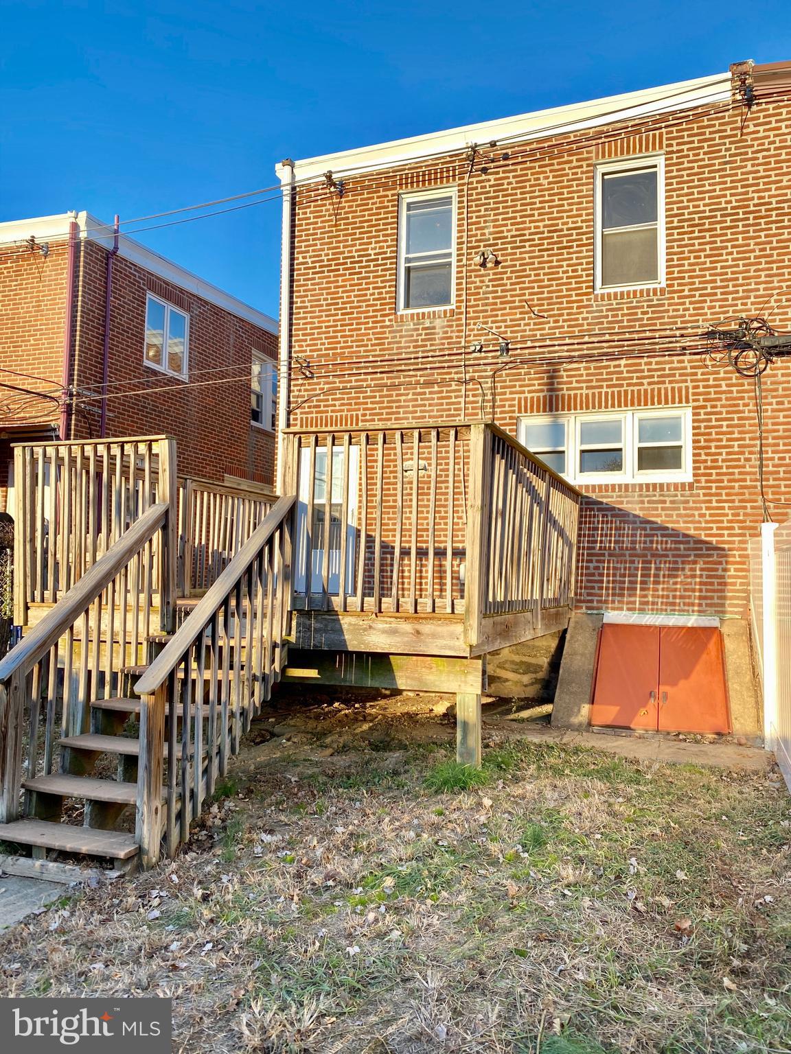 528 Rhawn Street Philadelphia, PA 19111 - Photo 24 of 26 Backside view