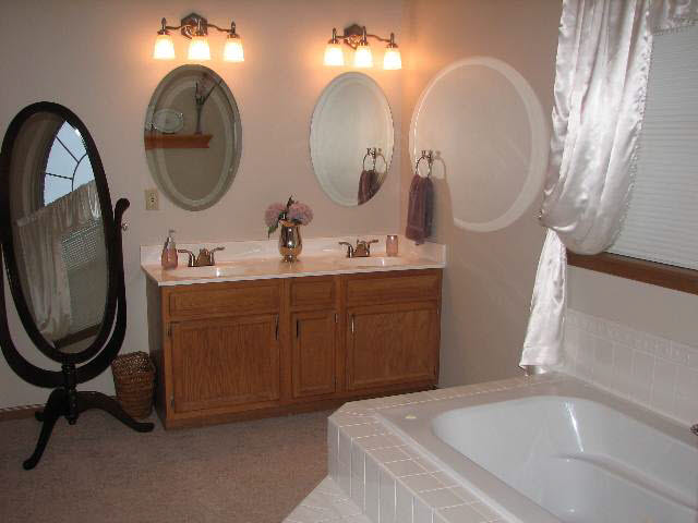 4015 Thomas Jefferson Road Lafayette, IN 47909 - Photo 5 of 9 Gallery Image 5