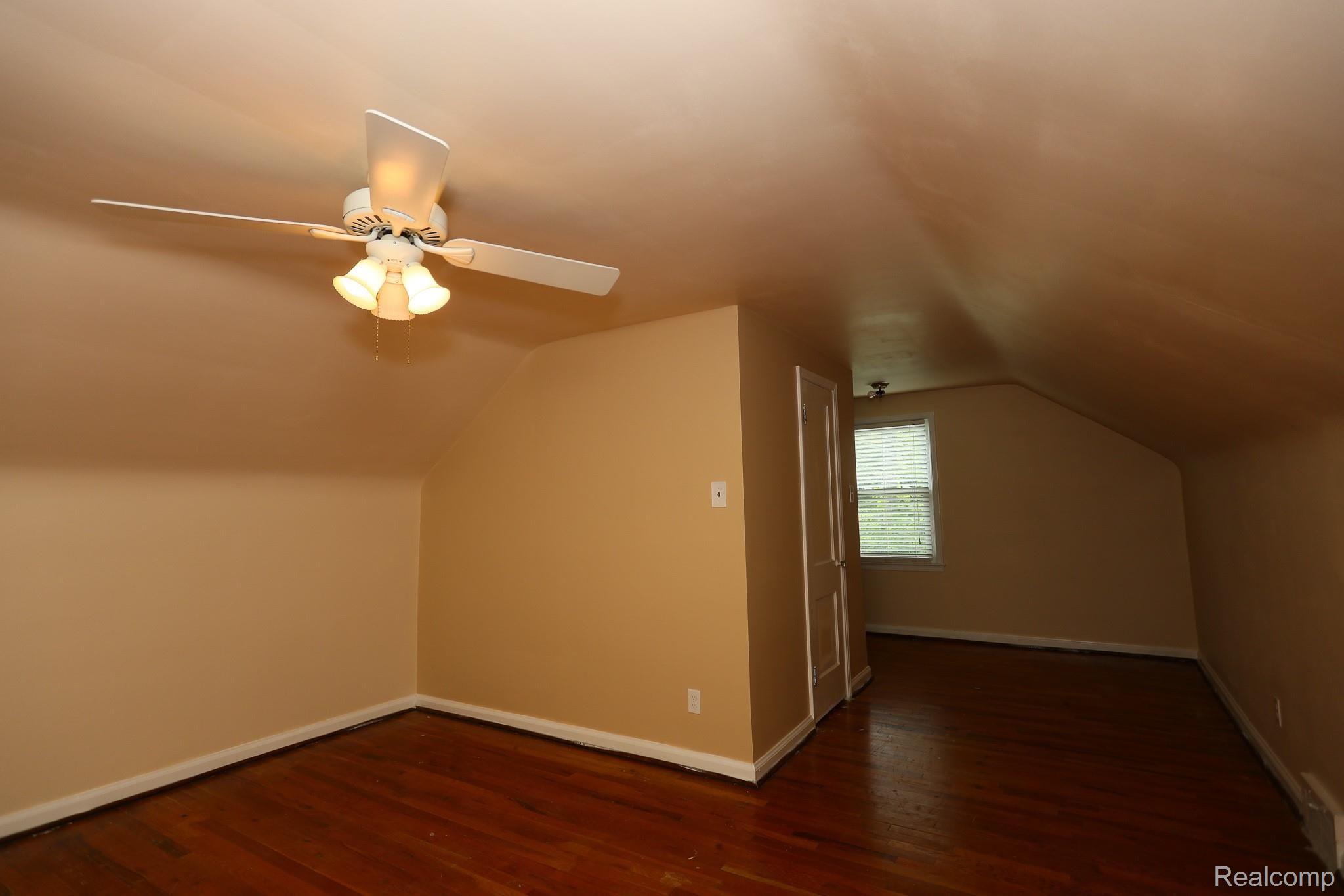 1560 Harvard Road Berkley, MI 48072 - Photo 30 of 32 1560_Harvard33.jpg