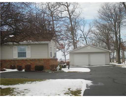 1581 Grant Springfield, OH 45502 - Photo 3 of 25