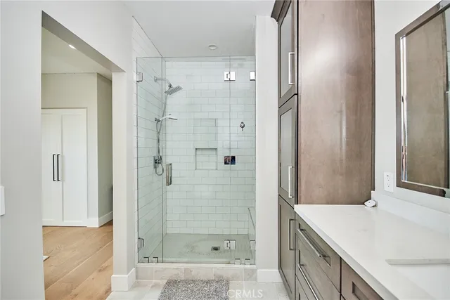 a view of entryway with wooden floor