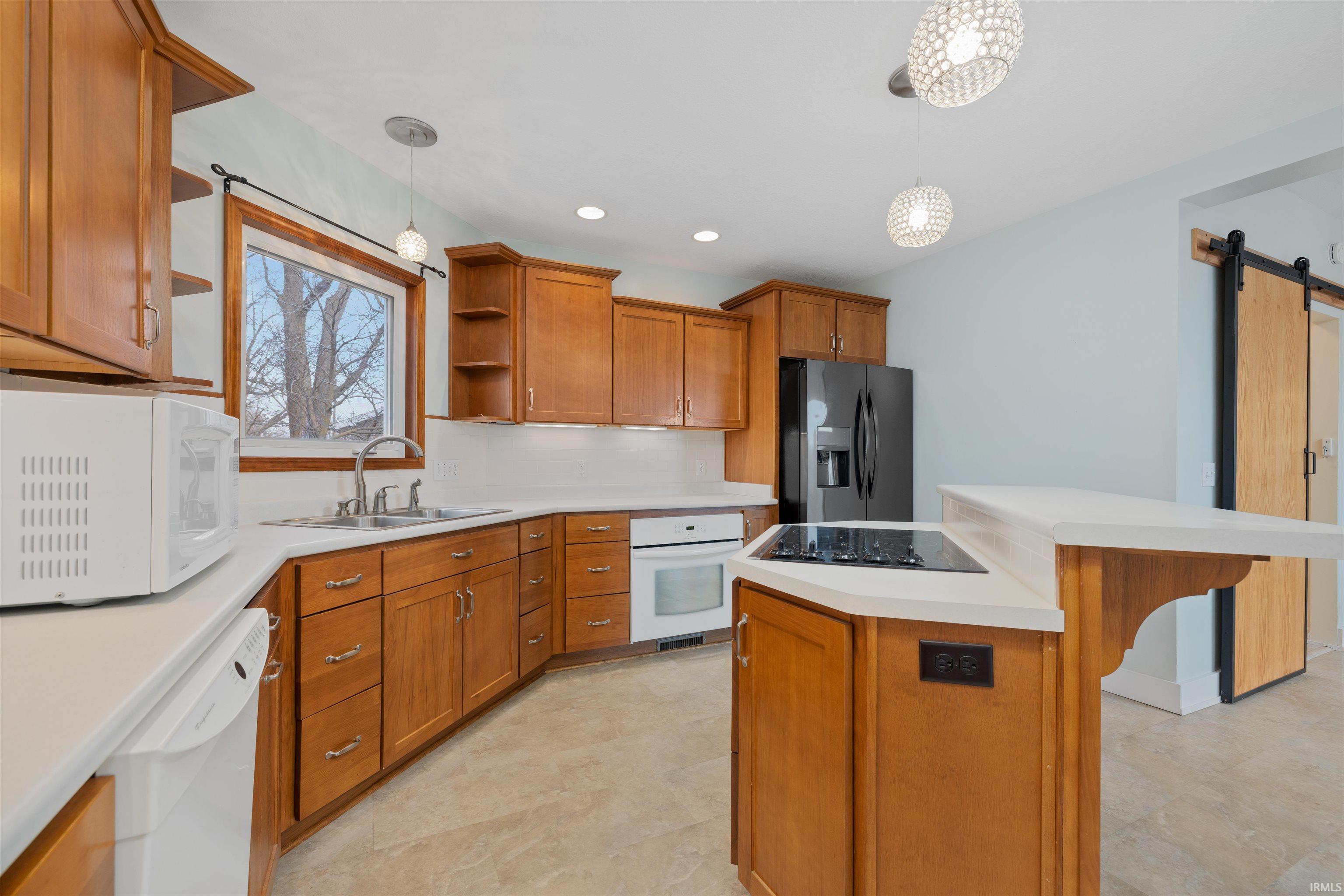 3708 Bass Road Fort Wayne, IN 46808 - Photo 7 of 36