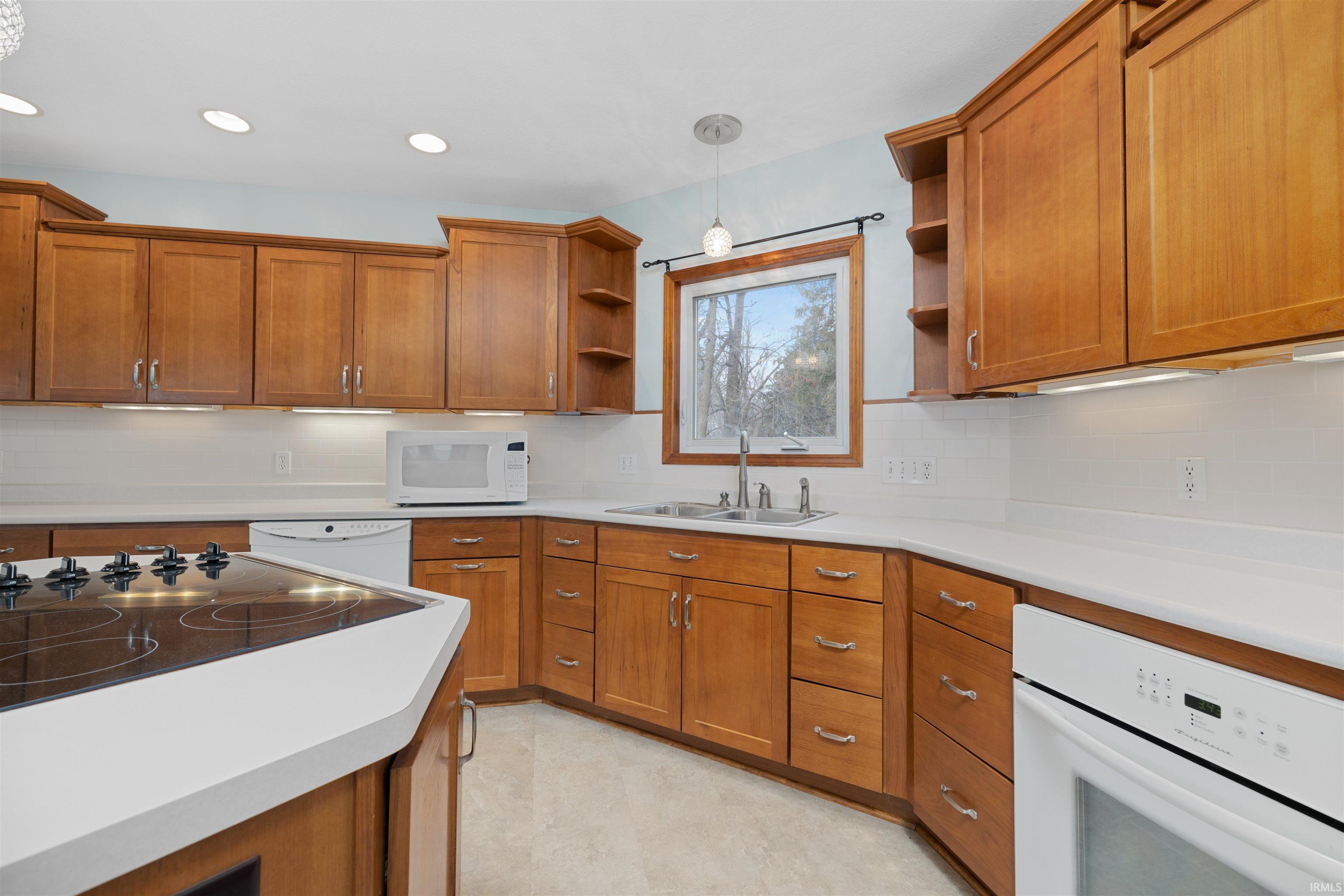 3708 Bass Road Fort Wayne, IN 46808 - Photo 8 of 36