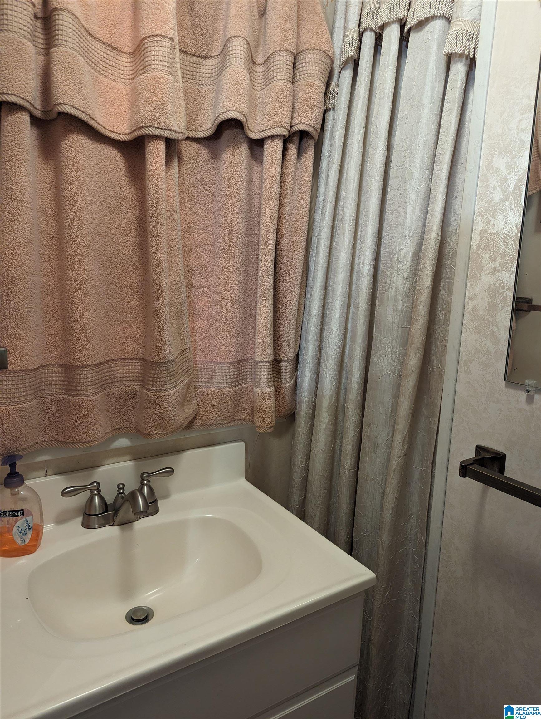 1383 Old Rock Creek Road Bessemer, AL 35023 - Photo 23 of 56