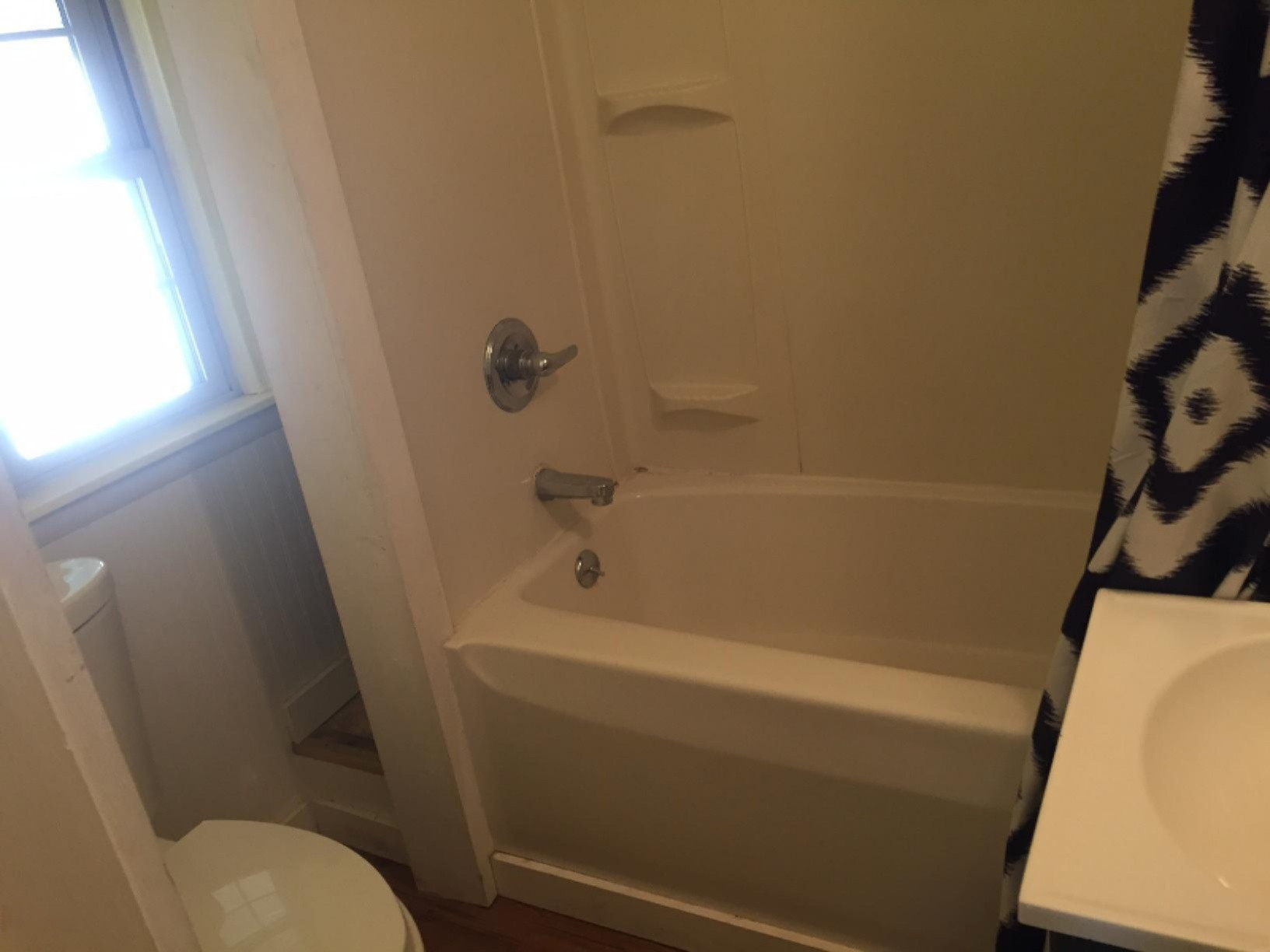 401 Sheldon Road Grand Haven, MI 49417 - Photo 11 of 29 403 1_2 Bath
