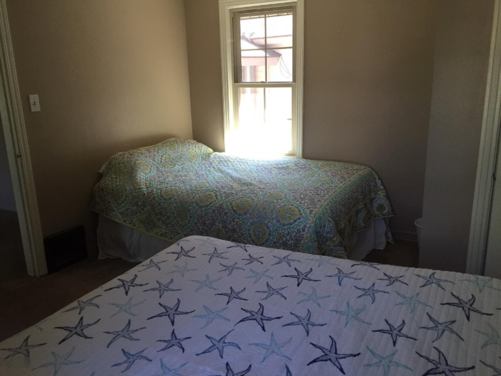 401 Sheldon Road Grand Haven, MI 49417 - Photo 23 of 29 401 Back bedroom2 (1)