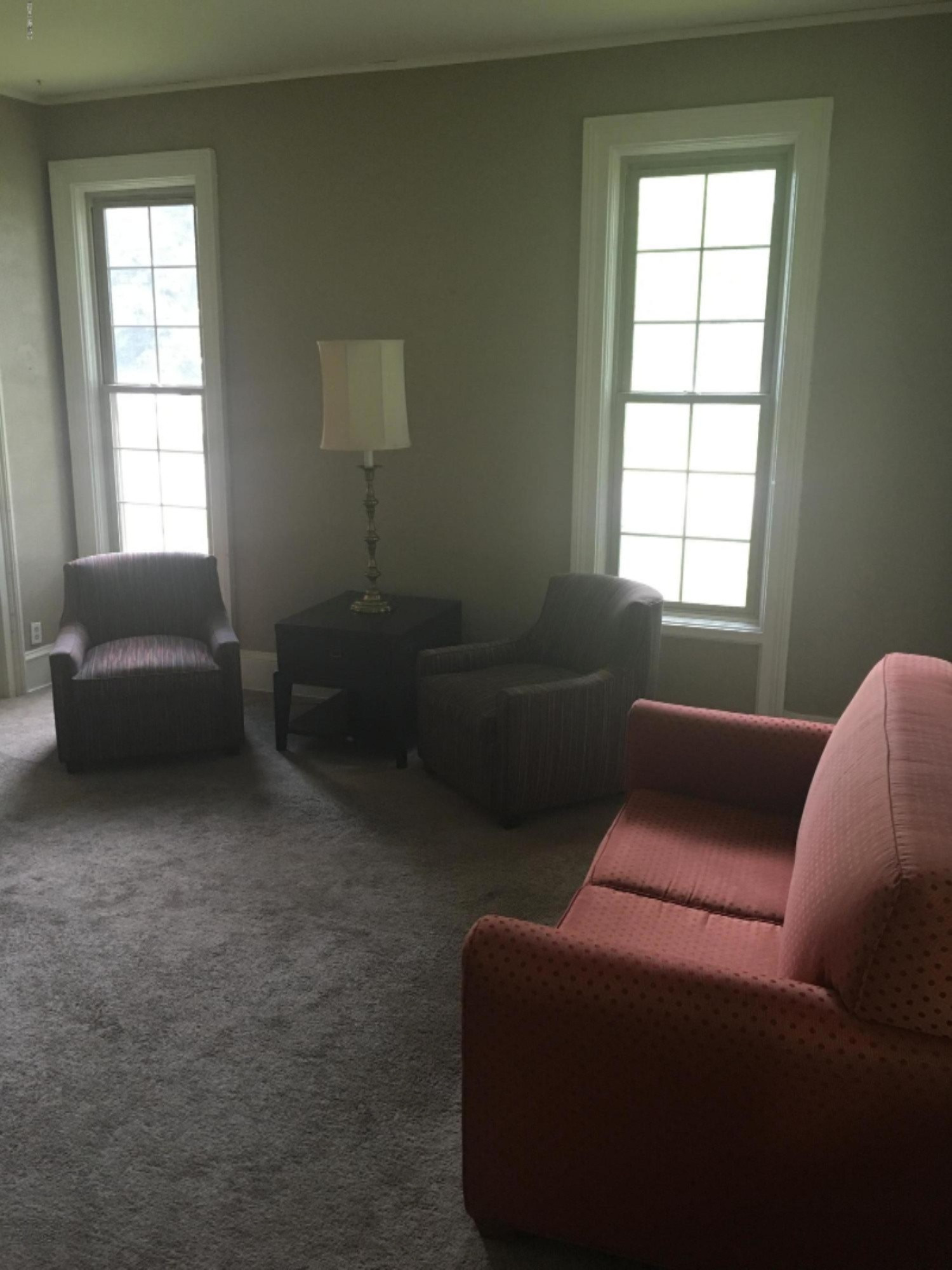 401 Sheldon Road Grand Haven, MI 49417 - Photo 5 of 29 401 Livingroom (1)