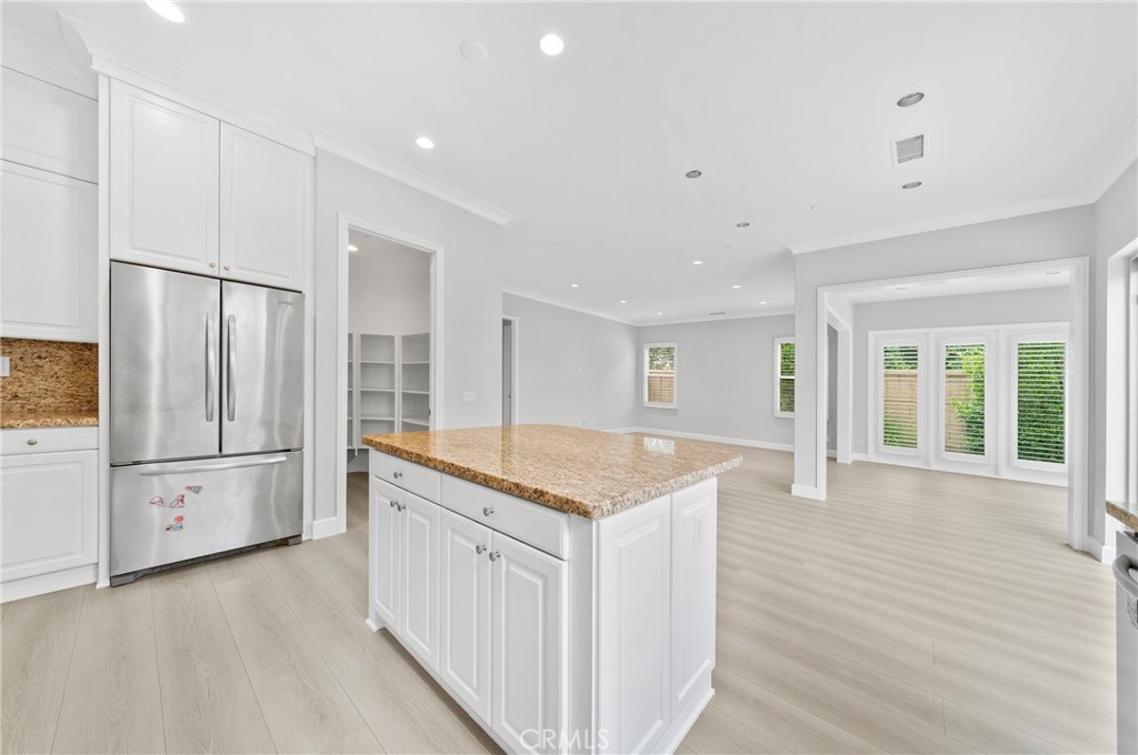 51 Peppermint Irvine, CA 92620 - Photo 7 of 15
