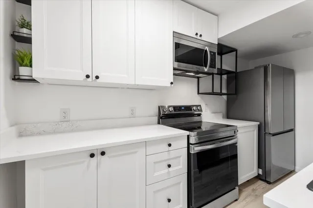 $2,250 | 2119 Oxford Avenue, Unit A, Austin, TX 78704