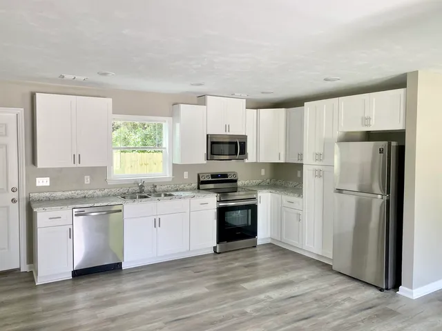 $196,000 | 220 Dr Martin Luther King Jr Mem Road, Crawfordville, FL 32327